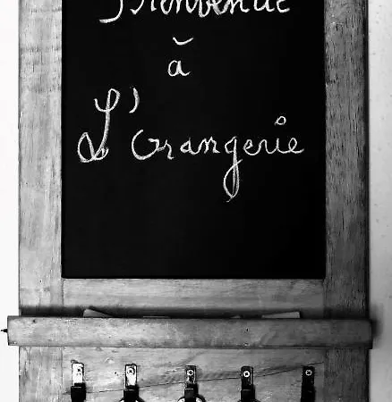 Bed & Breakfast L'orangerie D'hotes De Charme Valros